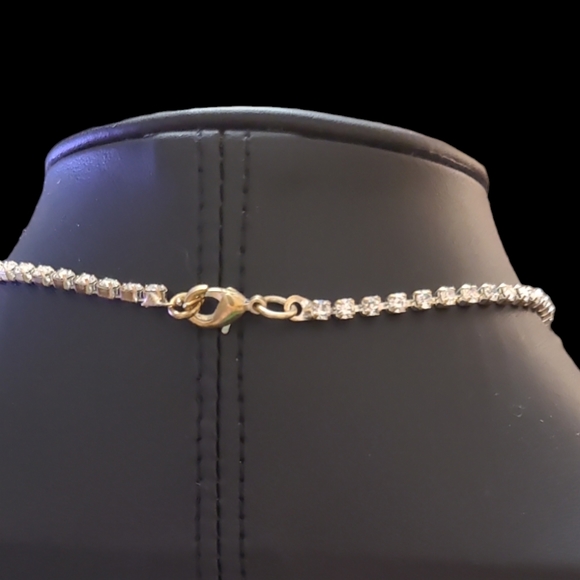 Beautiful Sparkle Bib Necklace L10 - Picture 3 of 3